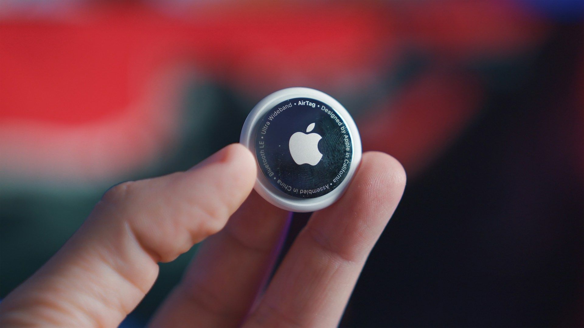 Fitur Anti-Stalking Apple Memperingatkan Seorang Wanita tentang AirTag yang Disembunyikan di Mobilnya